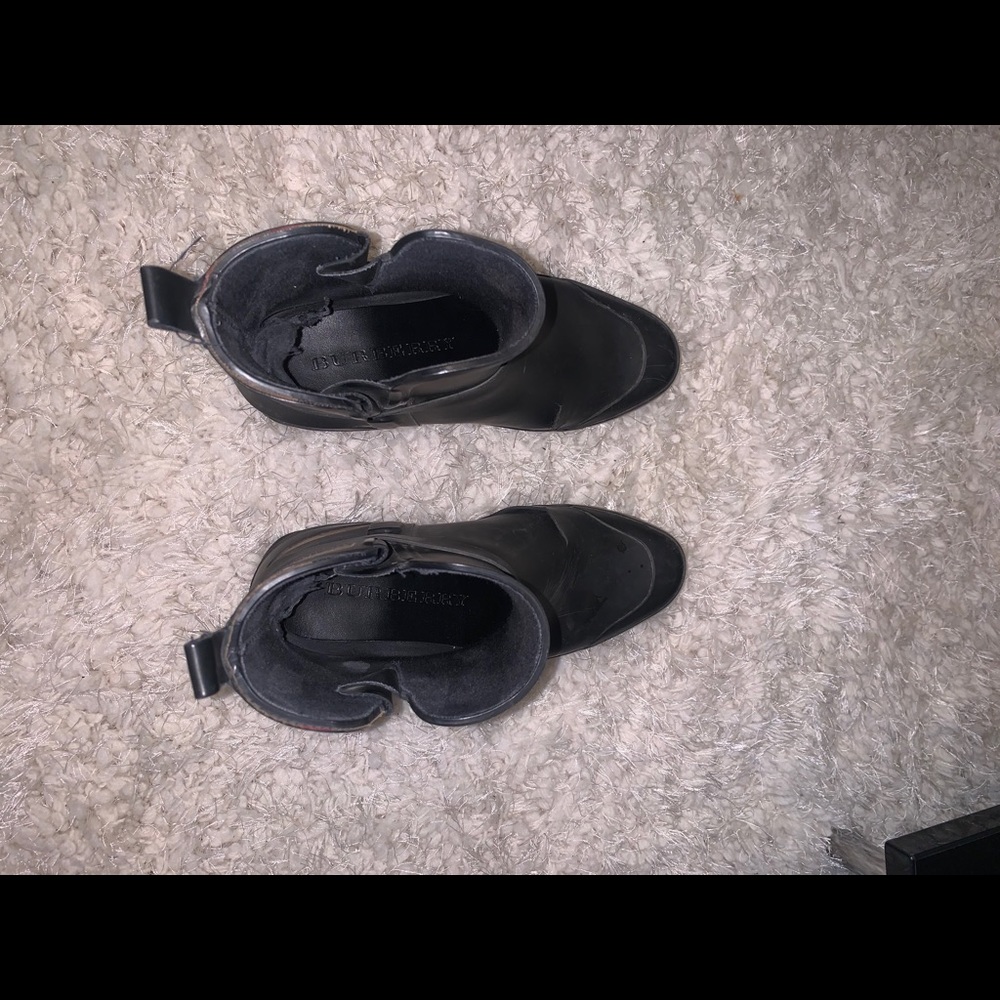 Burberry rain boots - Picture 5 of 12